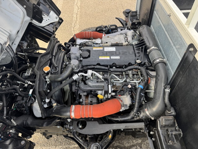 いすゞエルフ平ボディ小型（2t・3t）[写真23]