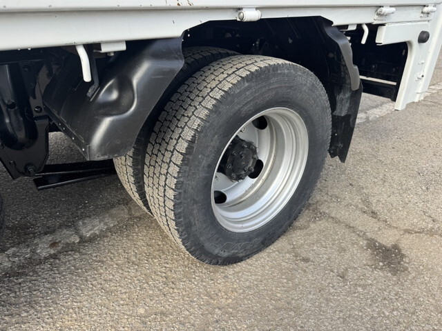 いすゞエルフ平ボディ小型（2t・3t）[写真29]