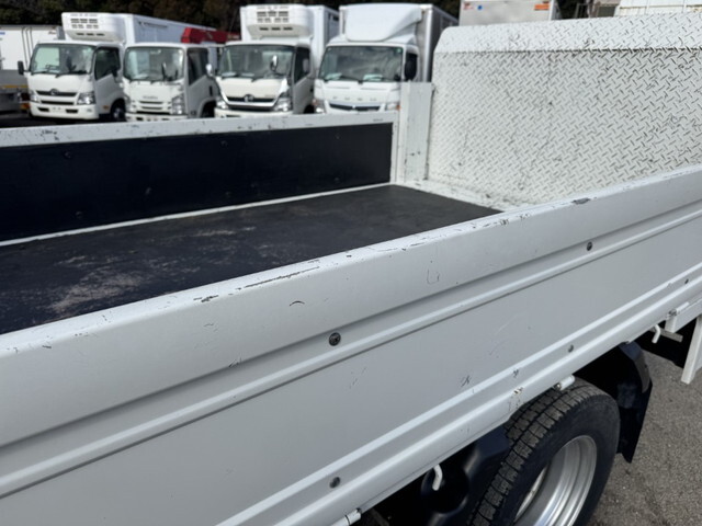 いすゞエルフ平ボディ小型（2t・3t）[写真39]