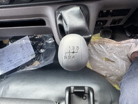 三菱ふそうキャンターダンプ小型（2t・3t）[写真20]