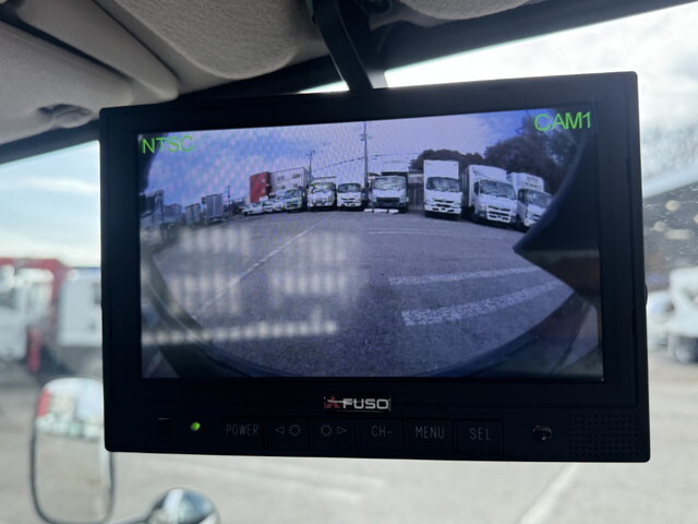 三菱ふそうキャンターダンプ小型（2t・3t）[写真20]