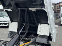 三菱ふそうキャンターダンプ小型（2t・3t）[写真28]