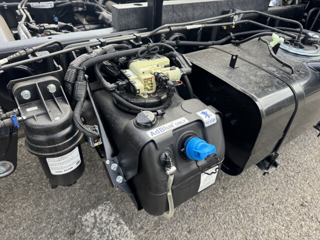 三菱ふそうキャンターダンプ小型（2t・3t）[写真33]