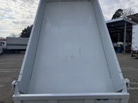 三菱ふそうキャンターダンプ小型（2t・3t）[写真10]