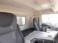 三菱ふそうスーパーグレートアルミウイング大型（10t）[写真17]