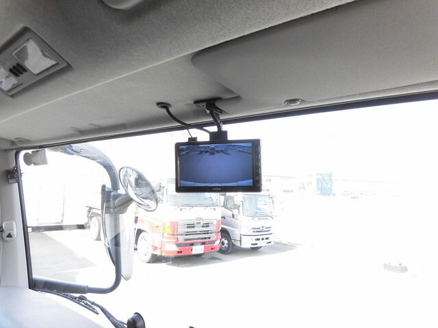 三菱ふそうスーパーグレートアルミウイング大型（10t）[写真18]