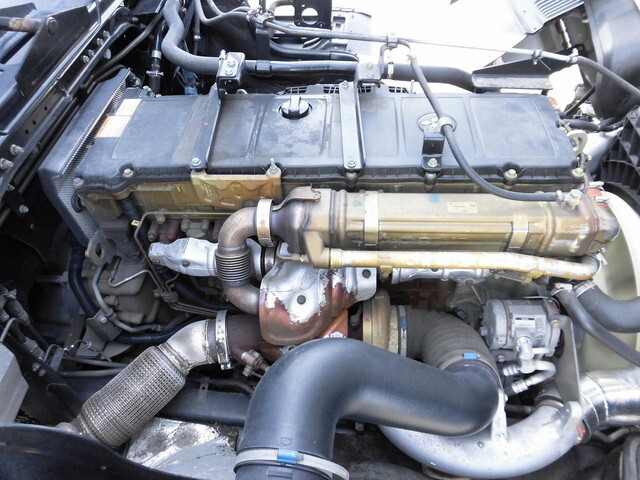 三菱ふそうスーパーグレートアルミウイング大型（10t）[写真22]