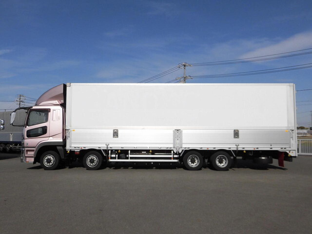 三菱ふそうスーパーグレートアルミウイング大型（10t）[写真04]