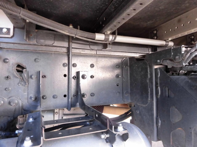 日野プロフィアアルミウイング大型（10t）[写真11]