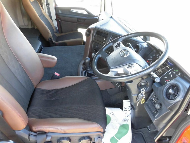 日野プロフィアアルミウイング大型（10t）[写真15]