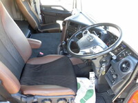 日野プロフィアアルミウイング大型（10t）[写真16]