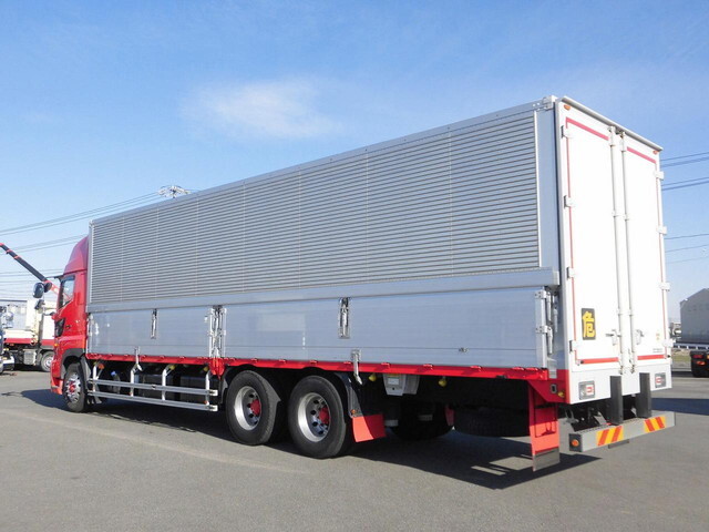 日野プロフィアアルミウイング大型（10t）[写真02]