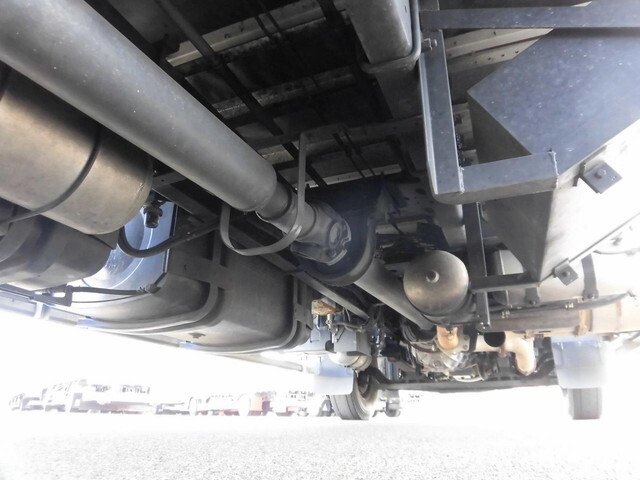 日野プロフィアアルミウイング大型（10t）[写真09]