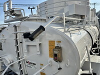 いすゞエルフバキュームカー小型（2t・3t）[写真12]