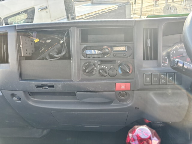 いすゞエルフバキュームカー小型（2t・3t）[写真37]