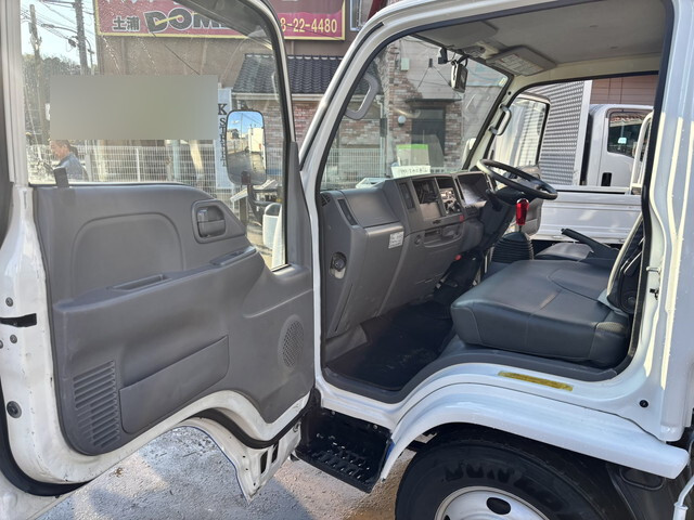 いすゞエルフバキュームカー小型（2t・3t）[写真39]