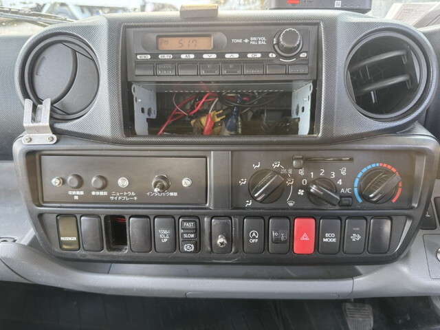 トヨタトヨエース高所作業車小型（2t・3t）[写真20]