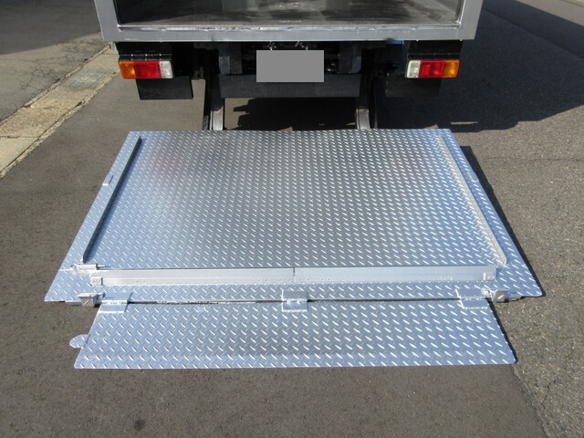 日野デュトロアルミバン小型（2t・3t）[写真19]