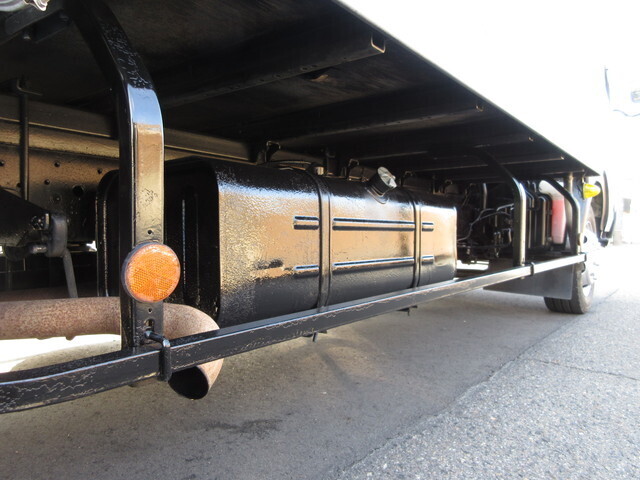 日野デュトロアルミバン小型（2t・3t）[写真38]