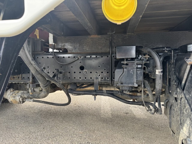 いすゞフォワードクレーン4段中型（4t）[写真33]