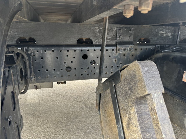 いすゞフォワードクレーン4段中型（4t）[写真34]