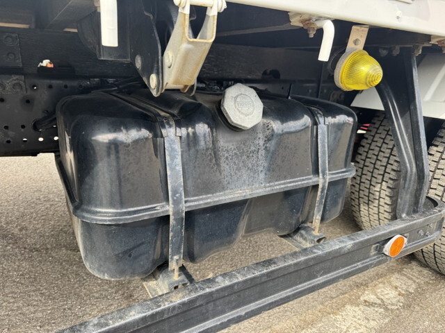 いすゞフォワードクレーン4段中型（4t）[写真35]