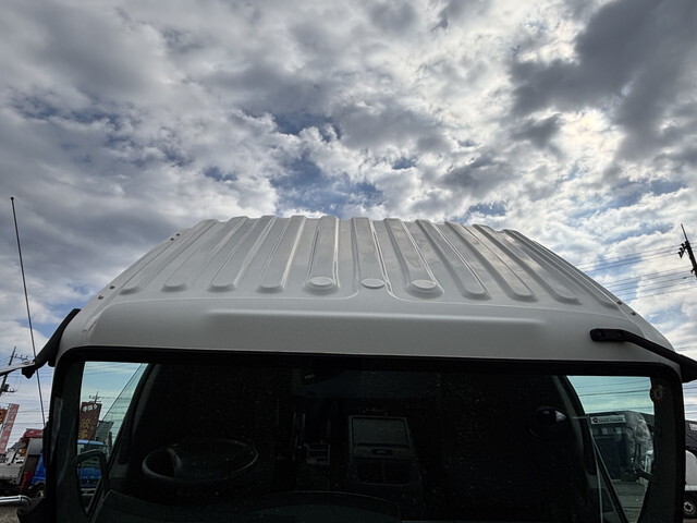 いすゞフォワードアルミウイング中型（4t）[写真27]