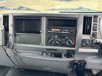 いすゞフォワードアルミウイング中型（4t）[写真36]