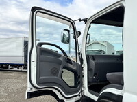 いすゞフォワードアルミウイング中型（4t）[写真39]