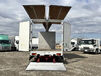 いすゞフォワードアルミウイング中型（4t）[写真10]