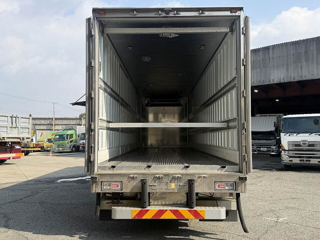 日野プロフィア冷凍車（冷蔵車）大型（10t）[写真11]