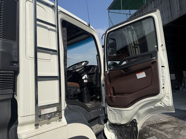 日野プロフィア冷凍車（冷蔵車）大型（10t）[写真27]