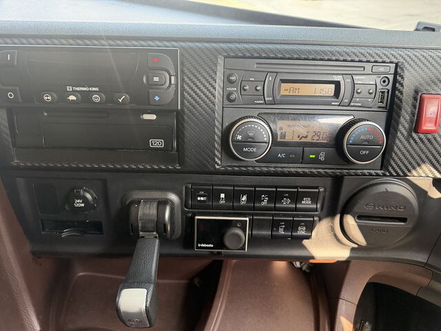 日野プロフィア冷凍車（冷蔵車）大型（10t）[写真32]