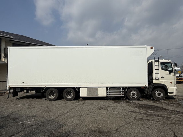 日野プロフィア冷凍車（冷蔵車）大型（10t）[写真08]