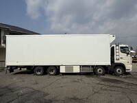 日野プロフィア冷凍車（冷蔵車）大型（10t）[写真09]