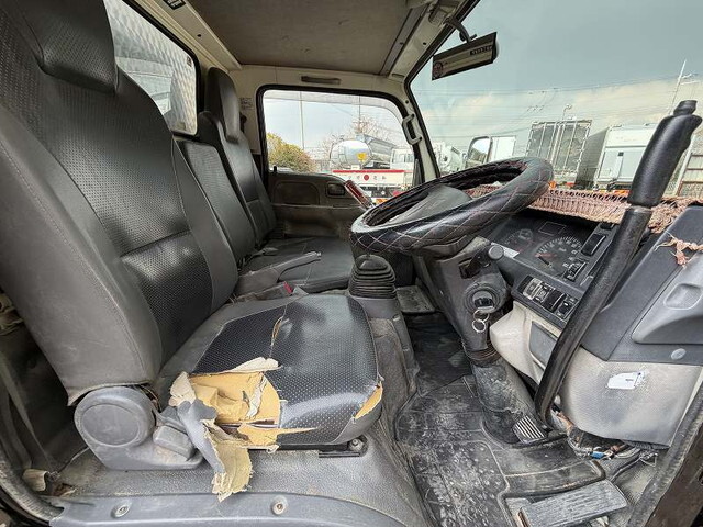 いすゞエルフダンプ小型（2t・3t）[写真34]