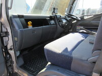 三菱ふそうキャンタークレーン4段小型（2t・3t）[写真19]