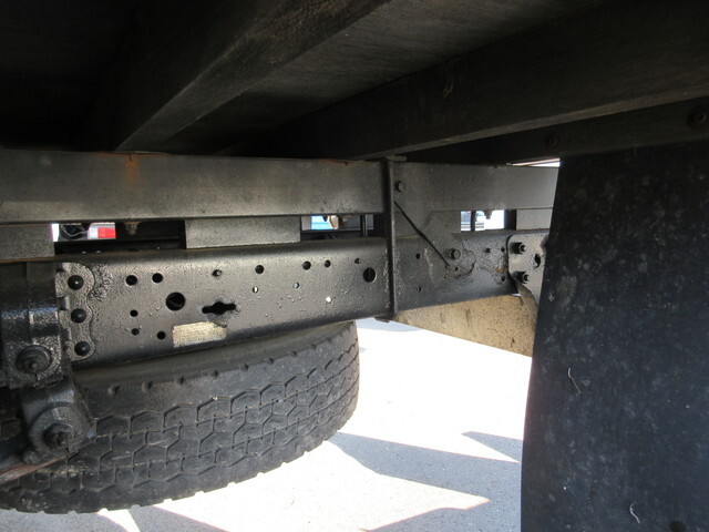 三菱ふそうキャンタークレーン4段小型（2t・3t）[写真08]