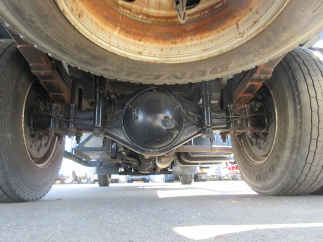 三菱ふそうキャンタークレーン4段小型（2t・3t）[写真09]