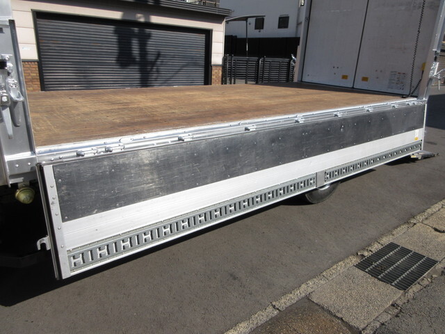 日野デュトロアルミウイング小型（2t・3t）[写真20]