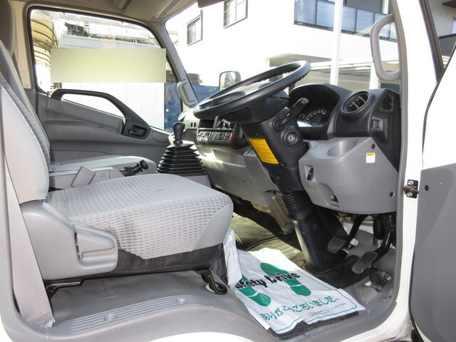 日野デュトロアルミウイング小型（2t・3t）[写真24]