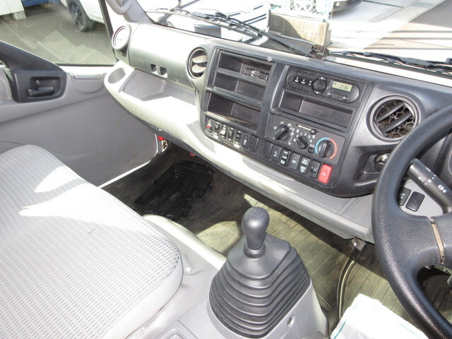 日野デュトロアルミウイング小型（2t・3t）[写真29]