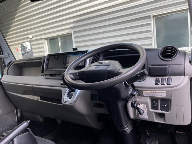 日産アトラスアルミバン小型（2t・3t）[写真15]