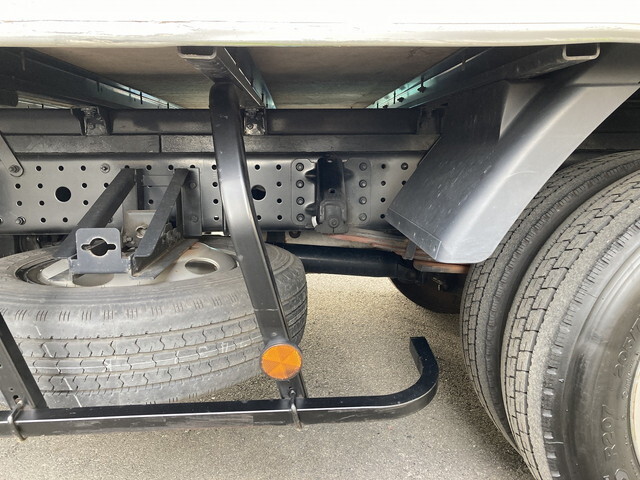 日産アトラスアルミバン小型（2t・3t）[写真30]