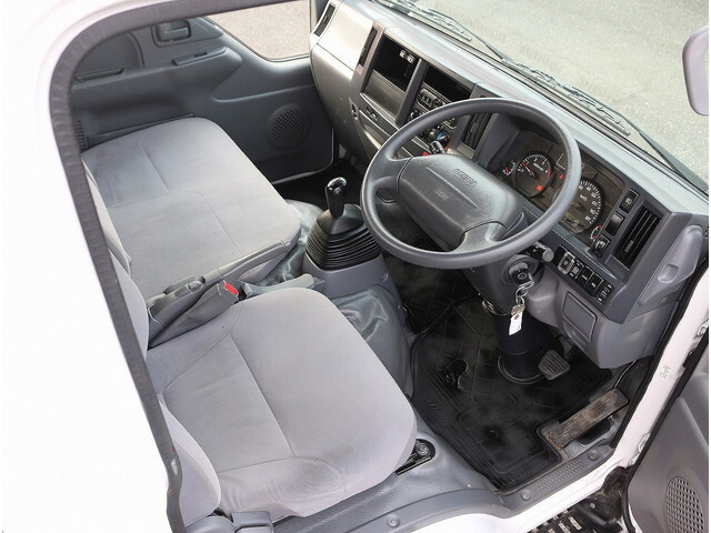 マツダタイタン平ボディ小型（2t・3t）[写真20]