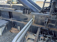 いすゞフォワードコンテナ専用車増トン（6t・8t）[写真11]