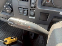 いすゞフォワードコンテナ専用車増トン（6t・8t）[写真24]