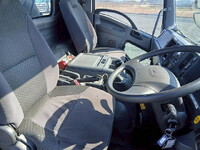 いすゞフォワードコンテナ専用車増トン（6t・8t）[写真27]