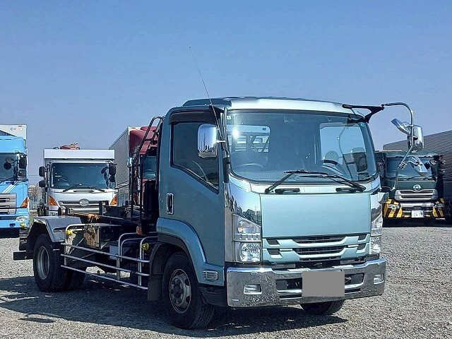 いすゞフォワードコンテナ専用車増トン（6t・8t）[写真03]