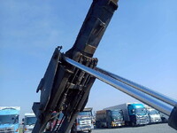 いすゞフォワードコンテナ専用車増トン（6t・8t）[写真32]